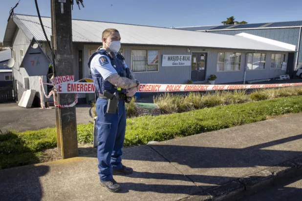 نيوزيلندا ستشدد قوانين مكافحة الإرهاب بعد حادث الطعن في أوكلاند