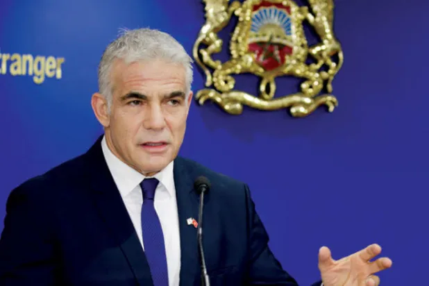 يائير لبيد إلى موسكو لحل الخلافات حول سوريا