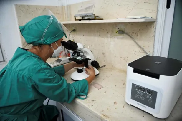 كوبا أول دولة تبدأ تلقيح الأطفال فوق العامين ضد كورونا