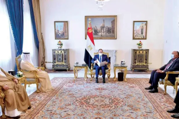 السيسي يدعو لتعزيز التضامن العربي بمواجهة التحديات