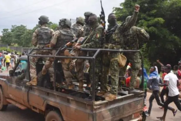 الاتحاد الأفريقي يعلن تعليق عضوية غينيا بعد الانقلاب