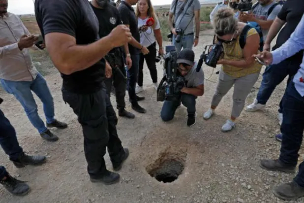 اسرائیلی جیل سے فلسطینی قیدیوں کے فرار ہونے کی ایک سنسنی خیز کاروائی