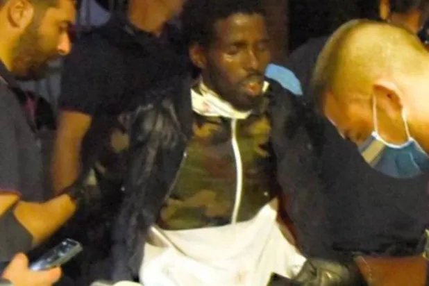 إيطاليا: اعتقال صومالي طعن 4 نساء وطفلاً في منتجع سياحي