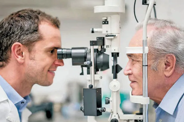 تغيرات العينين ترصد أخطار الإصابة بأمراض القلب