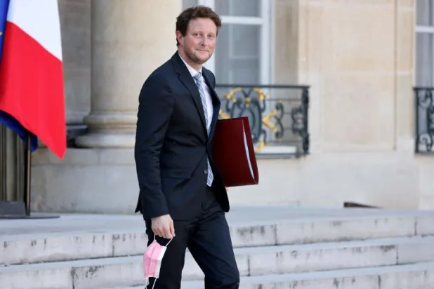 باريس: لا نستطيع الوثوق بأستراليا في المحادثات التجارية بعد قضية الغواصات