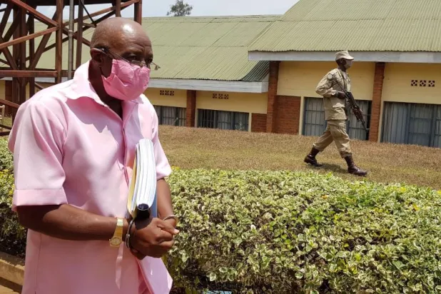 إدانة البطل الحقيقي لفيلم «فندق رواندا» بتهم إرهاب