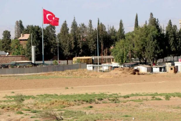 Syrians Dream of Crossing Turkish Border to Get to Europe 
