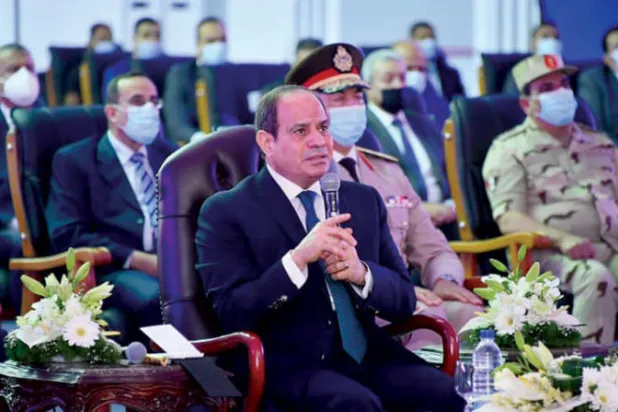 السيسي يطالب الجيش بحماية الشركات العاملة في سيناء