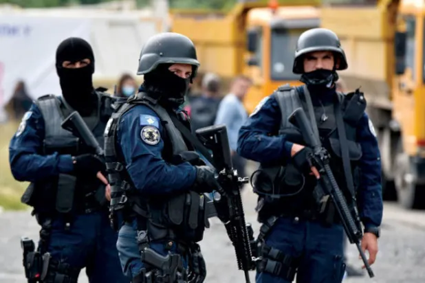 تصاعد التوتر بين صربيا وكوسوفو على الحدود