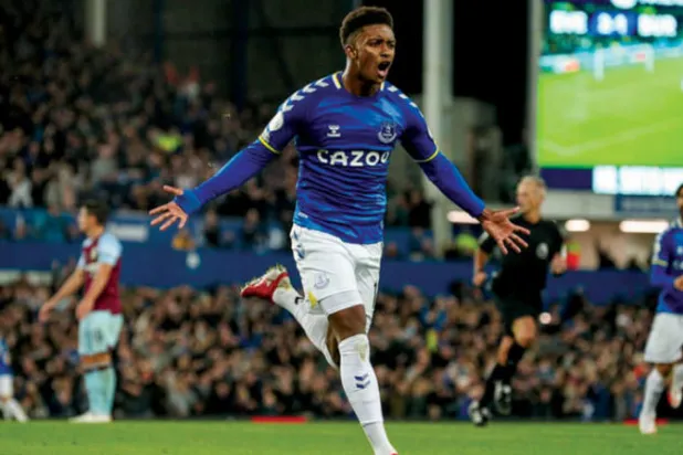 ديماراي غراي... من مقاعد البدلاء في ليستر إلى جناح أساسي في إيفرتون