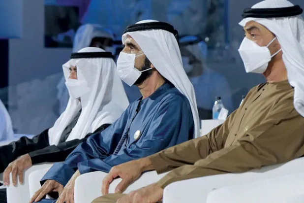 الشيخ محمد بن راشد والشيخ محمد بن زايد  خلال حفل الافتتاح الذي أقيم أمس (وام)