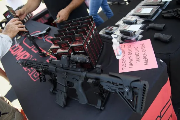 Silah endüstrisinin uluslararası politikalara yön vermede etkisinin boyutu 