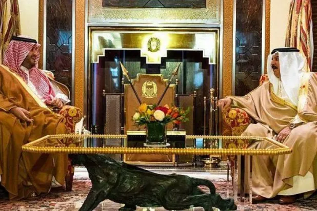 Bahreyn Kralı ve Veliaht Prensi, Prens Turki bin Muhammed ile bir araya geldi