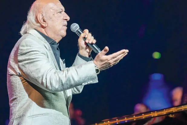 الموسيقار عمر خيرت في أمسية ضمن فعاليات معرض الرياض الدولي للكتاب (تصوير: بشير صالح)