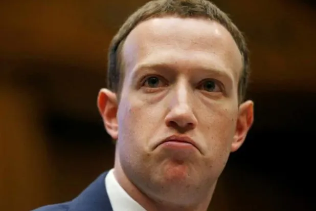 أفضل الأيام مرت... «فيسبوك» في مأزق بعد نشر وثائق مسربة