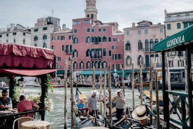 سيتعين على الزوار القادمين لفينيسيا ليوم واحد فقط الحجز مسبقاً ودفع رسوم الدخول (نيويورك تايمز)