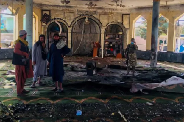 افغانستان کے شہر قندوز میں ایک شیعہ مسجد میں ہوا قتل عام