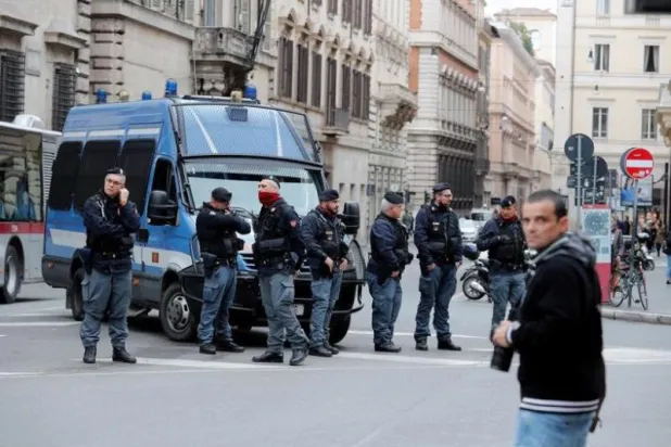 توقيف خبيرة روسية في إيطاليا بتهمة ارتكاب جرائم إلكترونية