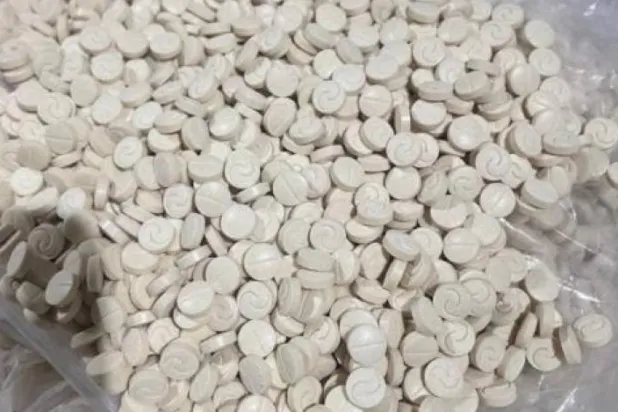 Suudi Arabistan, BAE ile işbirliği içinde 1,5 milyon amfetamin hapa el koydu