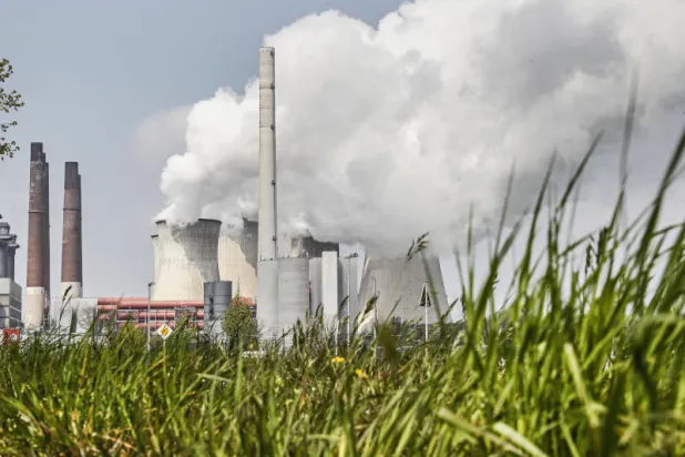 وكالة دولية تحذر من أن الانتقال في مجال الطاقة «بطيء جداً»