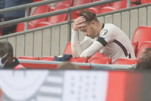 أداء غريليش الحالي لا يضمن مشاركته في التشكيلة الأساسية لمنتخب «الأسود الثلاثة»