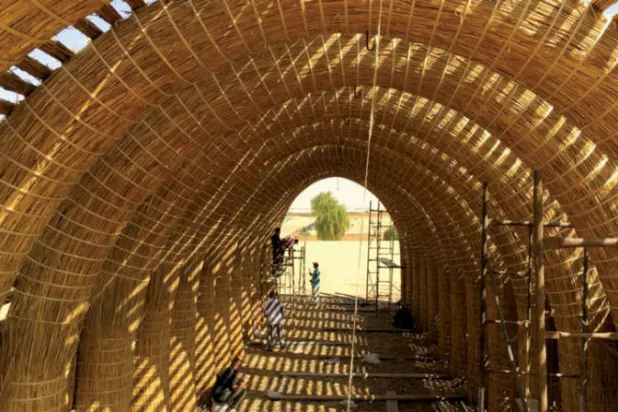 مضيف سومري يرى النور في صحراء دبي