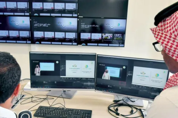 Suudi Arabistan’da 12 yaşından küçük öğrencilerin okula gitmeleri ertelendi