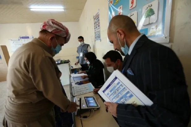 Barzani yeni Irak Hükümeti görüşmelerinde Kürtleri birleştirebilecek mi?