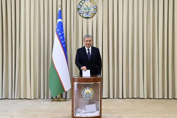 انطلاق الانتخابات الرئاسية الأوزبكية... والرئيس الحالي أمام 4 منافسين