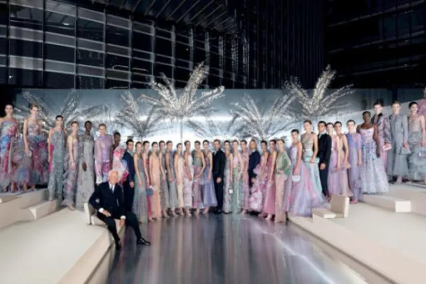 Giorgio Armani ve modelleri.