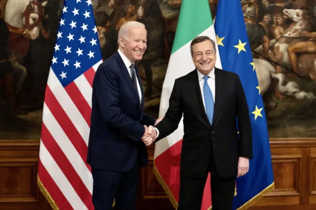 قادة مجموعة العشرين يناقشون قضايا المناخ والاقتصاد واللقاحات