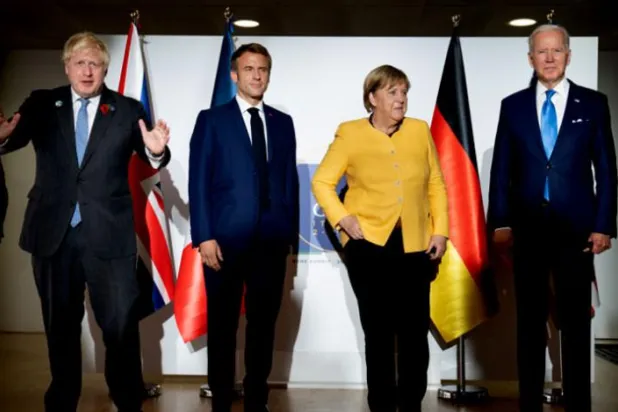 منابع کاخ الیزه: چهار کشور غربی در حال کار بر روی پیشنهاد «جدید» به ایران هستند