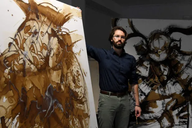 فنّ البنّ في ألبانيا... وجوه مرسومة بلون القهوة