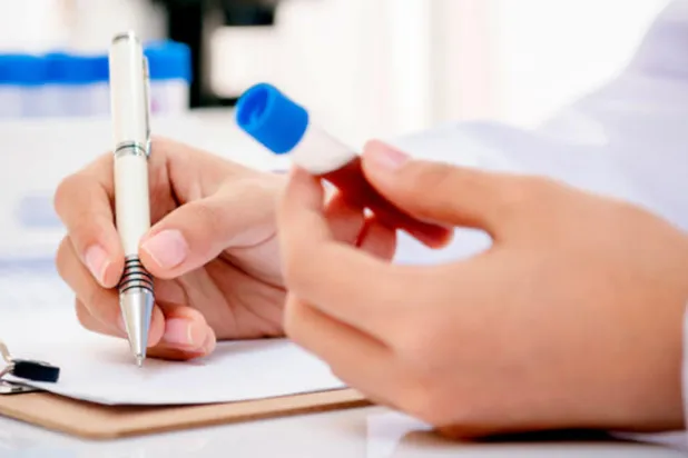 اختبار دم يتنبأ بمخاطر حمل الأمهات الأكبر سناً