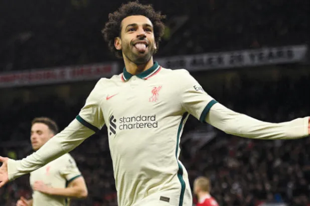 هل تحقيق إنجاز مع منتخب مصر سبيل صلاح لنيل الكرة الذهبية؟