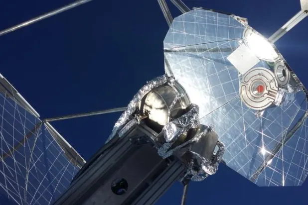 مهندسون يكتشفون طريقة جديدة لإنتاج وقود من نور الشمس والهواء