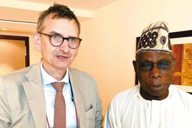 سوڈان: فوج پر اقتدار سونپنے کے لیے بین الاقوامی دباؤ بڑھ گیا ہے