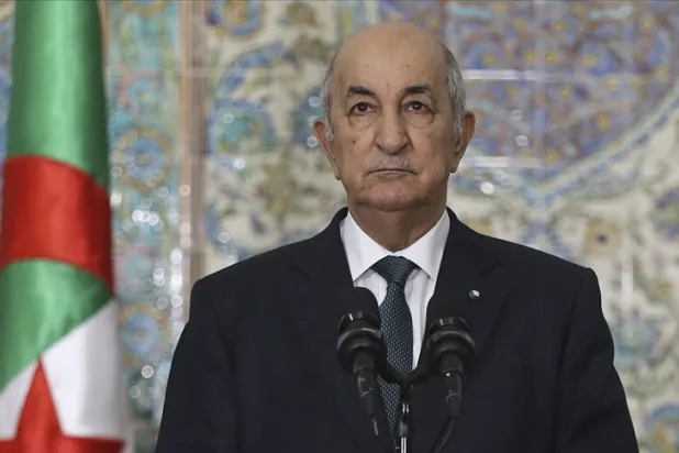Cezayir Cumhurbaşkanı ülkesinin Fransa ile ilişkilerinin yakında düzeleceğini düşünmüyor