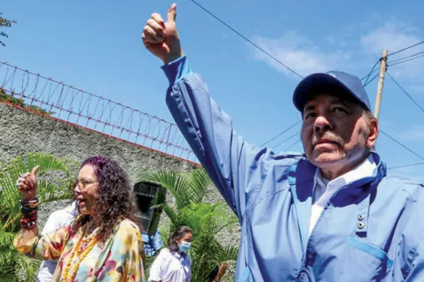 أورتيغا يفوز برئاسة نيكاراغوا قبل فرز الأصوات