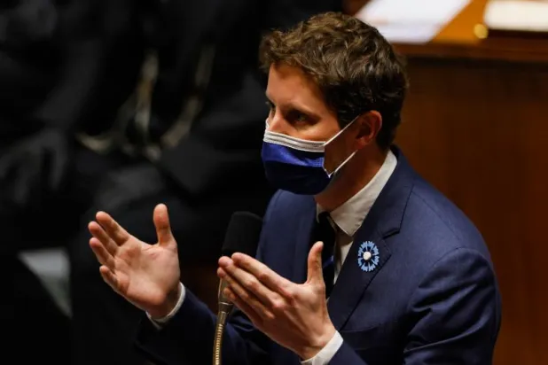 باريس تدعو إلى «حل سريع» لملف الصيد بعد لقاء فرنسي بريطاني