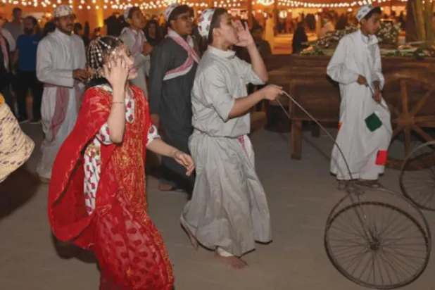 Geleneksel halk oyunları (Fotoğraf: Abdurrahman es-Salim)