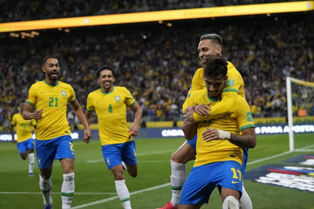 البرازيل تهزم كولومبيا وتبلغ نهائيات كأس العالم