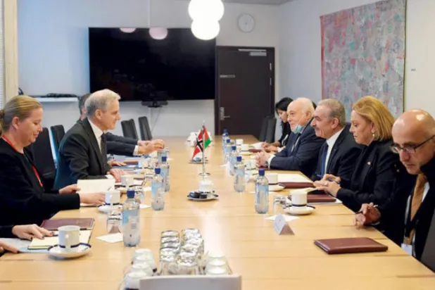 وزير المالية الفلسطيني: الخصومات الإسرائيلية 42 % من عجز الموازنة