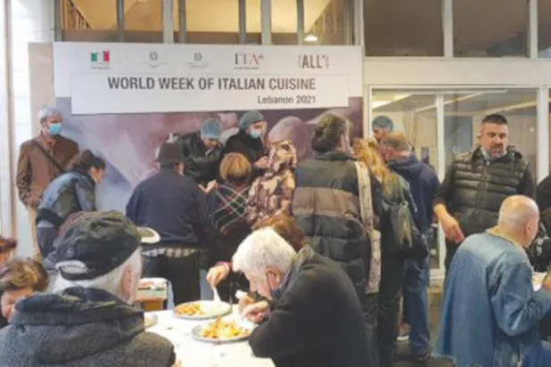 عائلات تشارك في يوم المطبخ الايطالي