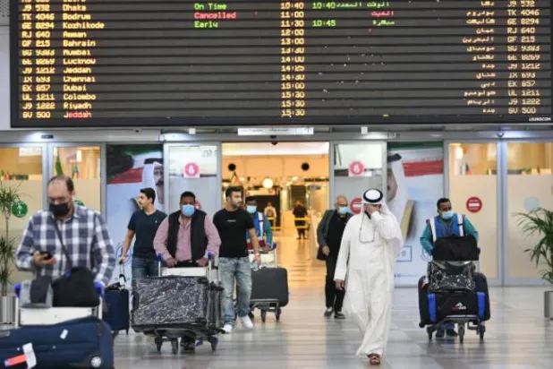 Kuveyt, yeni Kovid-19 varyantı nedeniyle 9 ülkeye seyahat yasağı getirdi