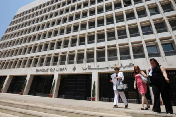لبنانی مرکزی بینک نے گوگل اور فیس بک کو ڈالر کی بلند شرح تبادلہ کا ذمہ دار ٹھہرایا ہے