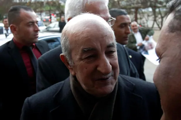 الرئيس الجزائري يشتكي من قوى «تنشر الرشوة»