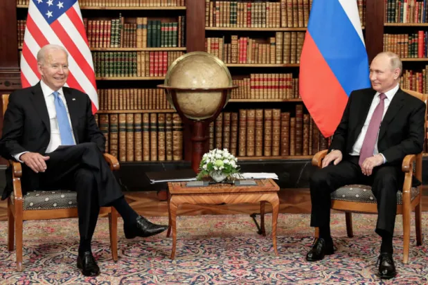 أوكرانيا وحيدة أمام المطالب الروسية الحافلة بالتاريخ والخوف