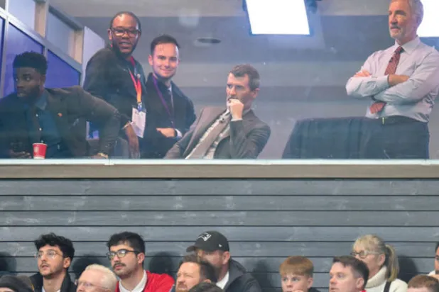 الانتقاد الرياضي بين مرح ألي ماكويست وغضب روي كين