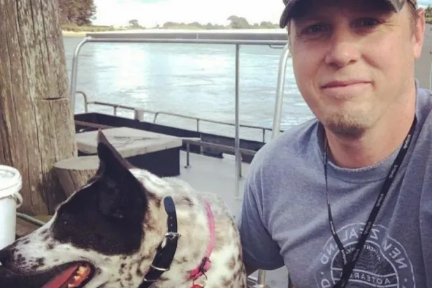 بقيمة 40 ألف دولار... امرأة تستأجر طائرة خاصة لنقل كلبها إلى أستراليا